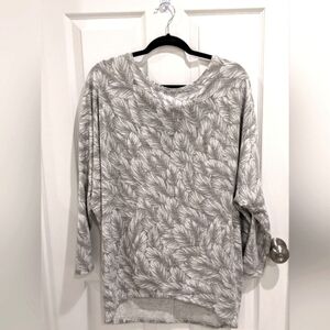 NWT White House Black Market Top
